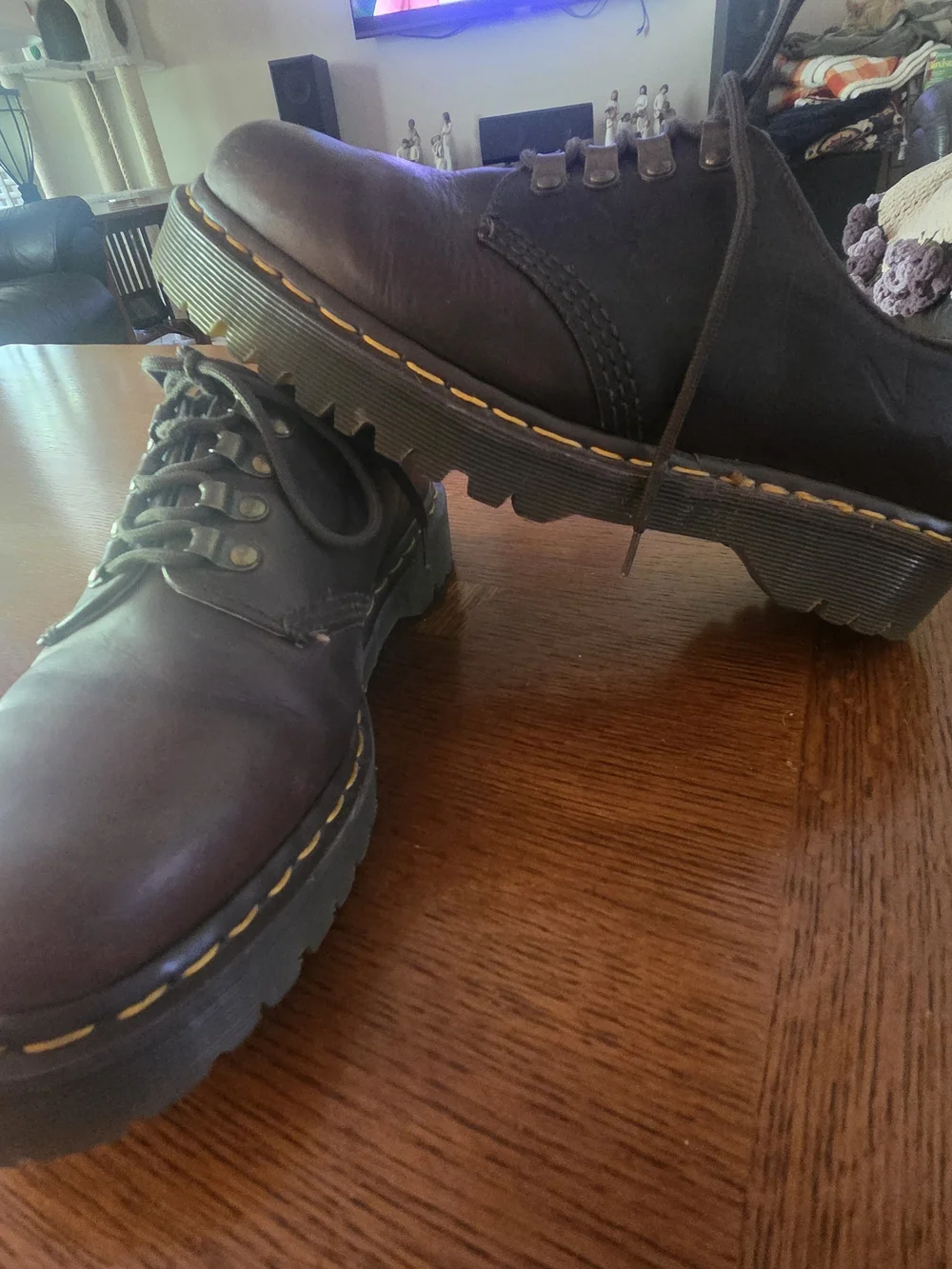 Vintage Made In England Doc Marten's 8098 Oxfords